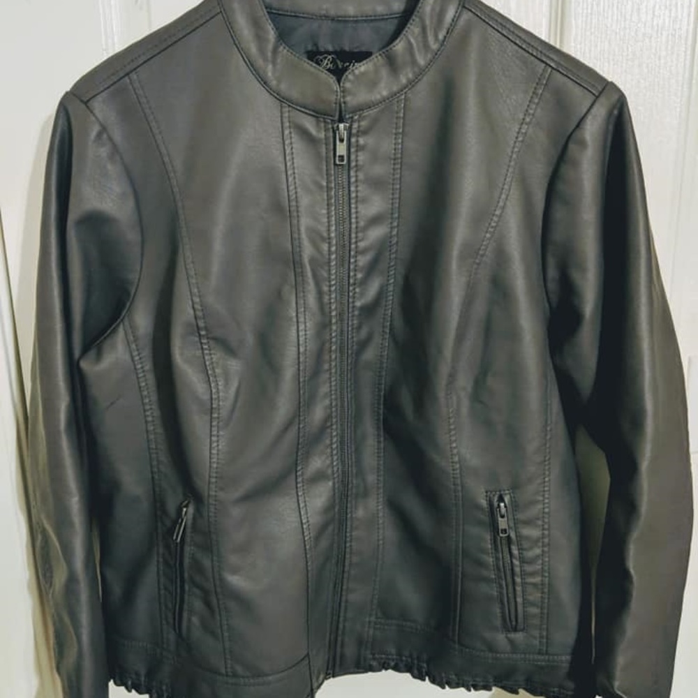 Barccini gray faux leather jacket sz 1X